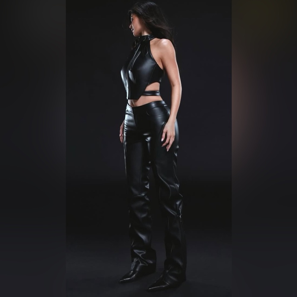 💫NWT💫Khy faux leather pants LIMITED EDITION  DROP 001  SIZE small NEW!